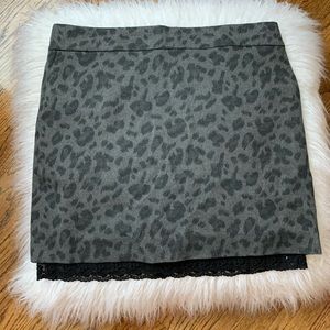 Jessica Simpson print skirt